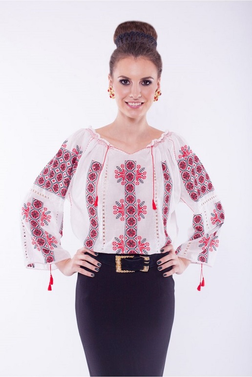 The international day of The Traditional Romanian Blouse – IA ...