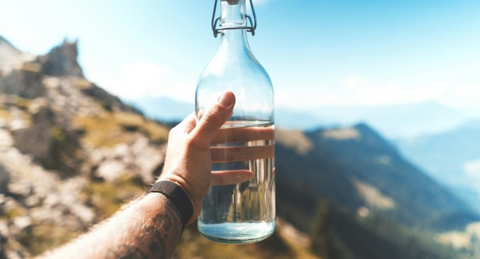 How to Choose the Best Drinking Water for Daily Consumption? What to Check on the Label How to Choose the Best Drinking Water for Daily Consumption? What to Check on the Label