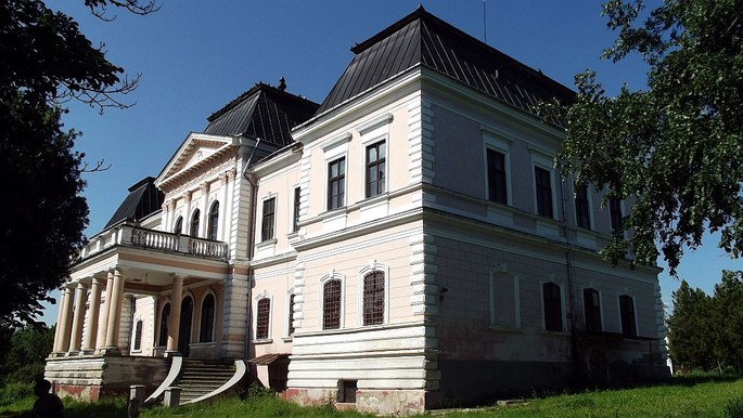 Banffy Castle in Rascruci - Transylvania