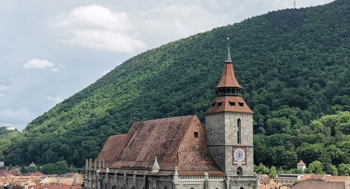 A Walk Through Medieval Brașov: Places and Stories Tourists Often Overlook A Walk Through Medieval Brașov: Places and Stories Tourists Often Overlook