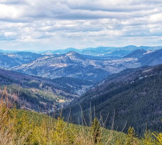 10 Places to Discover in Bucovina: Heritage, Nature and Traditions