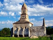 La chiesa di pietra di Densus