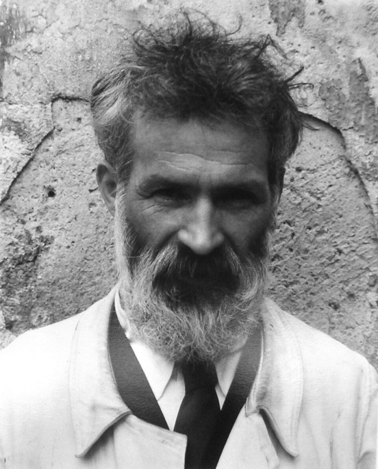 Constantin Brâncuși Constantin Brâncuși