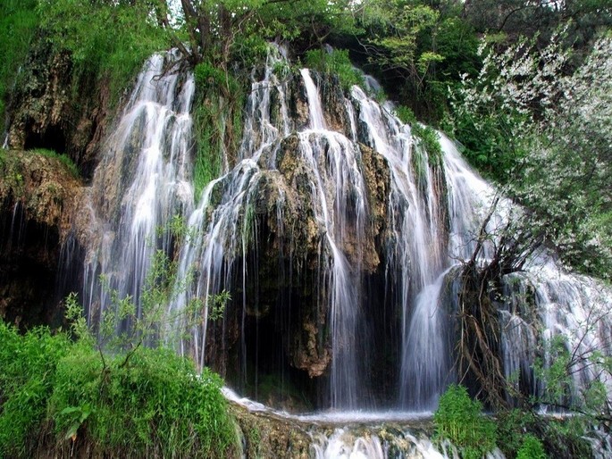 The thermal waterfall from Topliţa
