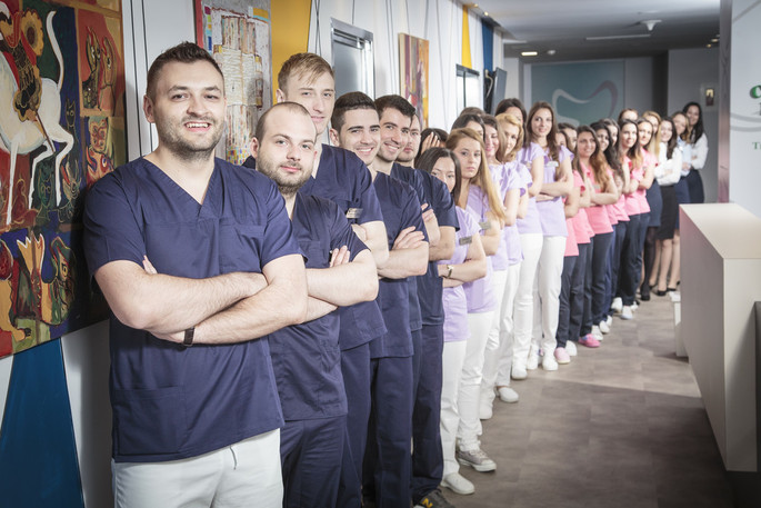 La squadra medica - Centro di Eccellenza in Turismo e Salute, Bucarest La squadra medica - Centro di Eccellenza in Turismo e Salute, Bucarest