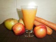 Fresh apple juice from Iteşti