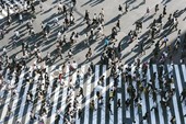 Artificial Intelligence in Everyday Life: Opportunities, Risks and Challenges