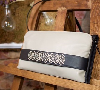 Iutta purse
