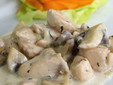 Pollo moldavo con funghi e panna