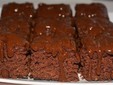 Brownies with plum jam