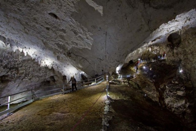 La Grotta Meziad - nei Monti Apuseni, distretto di Bihor