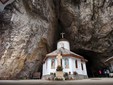 La Grotta ed il Monastero di Ialomița, Monti Bucegi