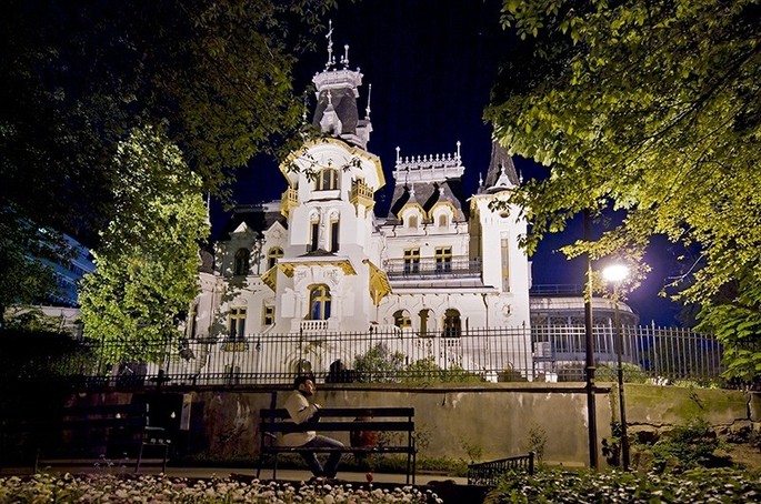 Il Palazzo Creţulescu di Bucarest