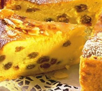 Romanian Easter Bread with cheese