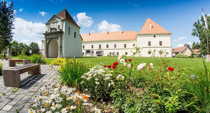 The Mikó Castle
