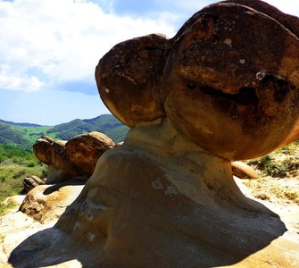 “The Trovants, or the ‘living stones’ of the Bozioru area, Buzău County”.