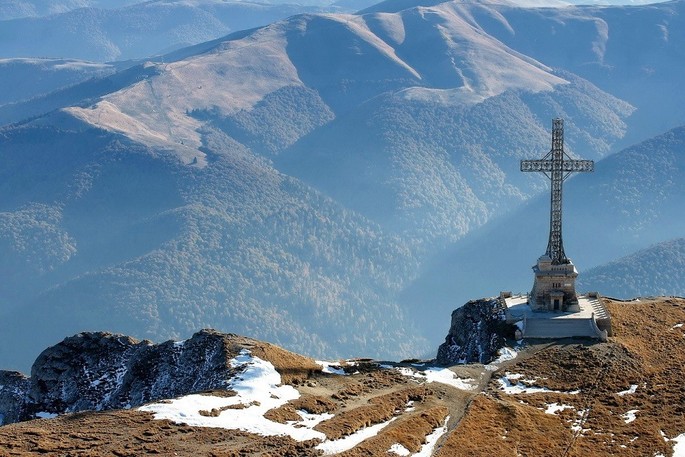 La Croce degli Eroi sul Picco di Caraiman