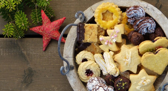 Christmas Cookies: A Traditional Gingerbread Recipe for the Holiday Season