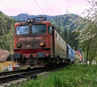 Train Travel Across Romania: The Most Spectacular Railway Routes That Turn the Journey into the Destination Train Travel Across Romania: The Most Spectacular Railway Routes That Turn the Journey into the Destination