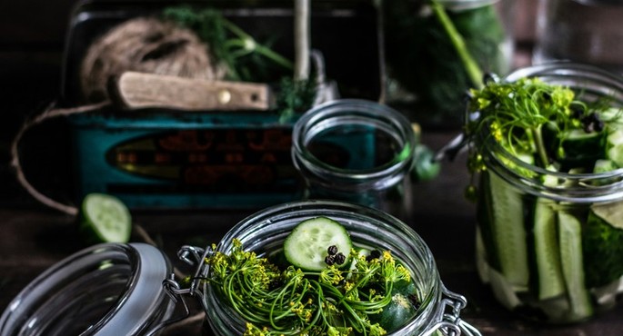 Romanian Pickles: The Tradition of Preserving Vegetables for Winter Romanian Pickles: The Tradition of Preserving Vegetables for Winter