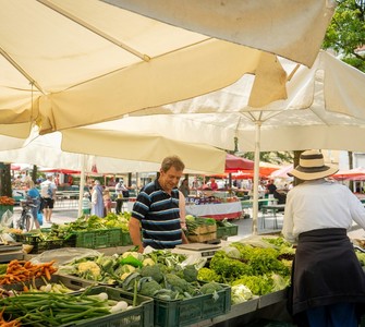 The Best Local Products in Romania – Authentic Flavors Worth Discovering The Best Local Products in Romania – Authentic Flavors Worth Discovering