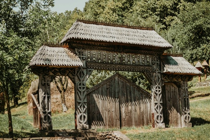 The Maramureș Gates and the Symbols Carved in Wood