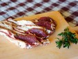 Il pastrami di montone, un prodotto tradizionale romeno