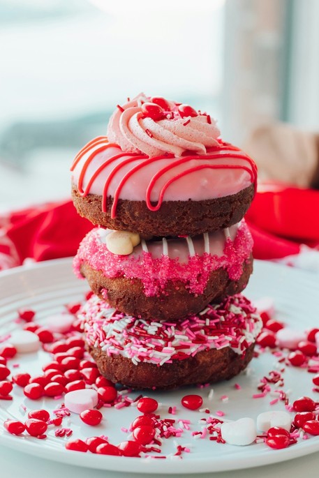 Dolci romeni dalle storie sorprendenti: sapori e tradizioni tramandati di generazione in generazione Dolci romeni dalle storie sorprendenti: sapori e tradizioni tramandati di generazione in generazione