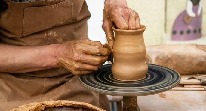 Traditional crafts that still survive in Romania
